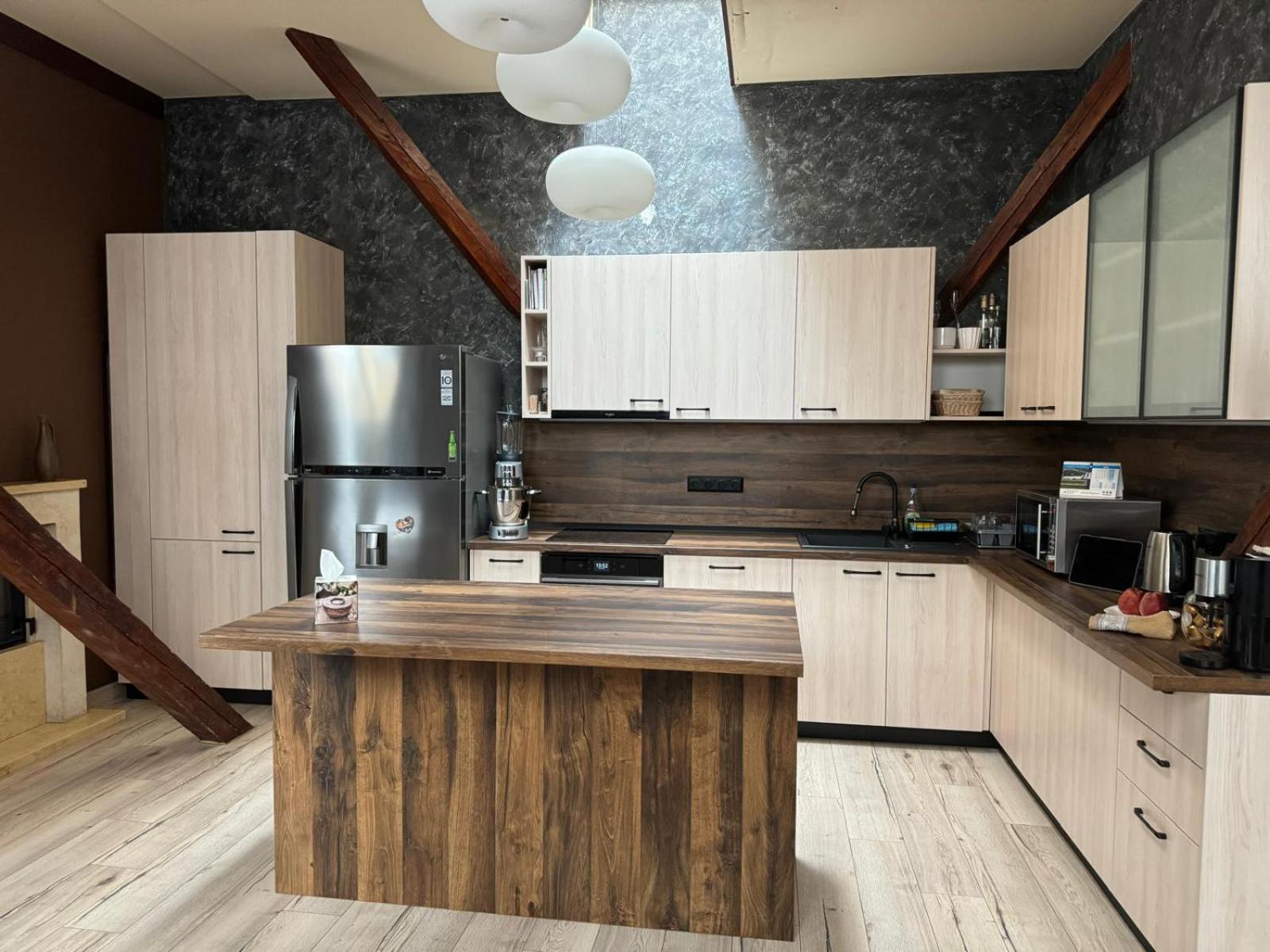Ana'S Home Central Клуж-Напока Екстериор снимка